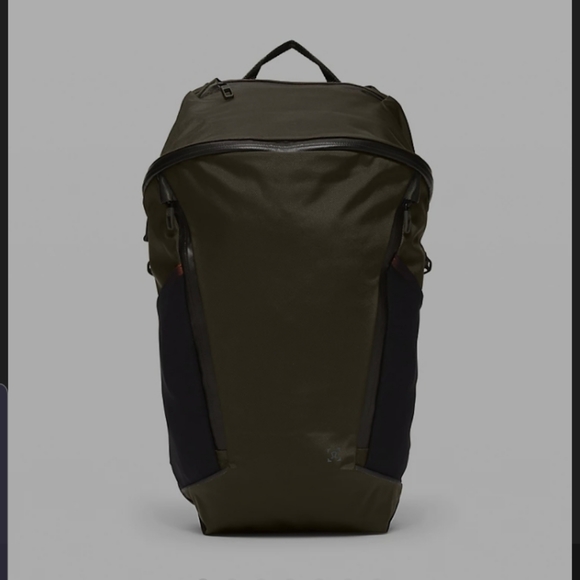 🆕️ Lululemon More Miles Active Backpack Dk. Olive